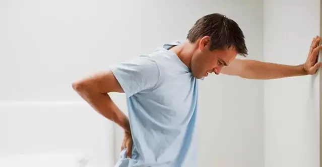 Пояснично-крестцовая боль у мужчин – признак хронического простатита